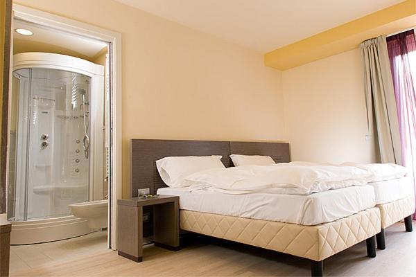 Hotel Kube فولاريا المظهر الخارجي الصورة