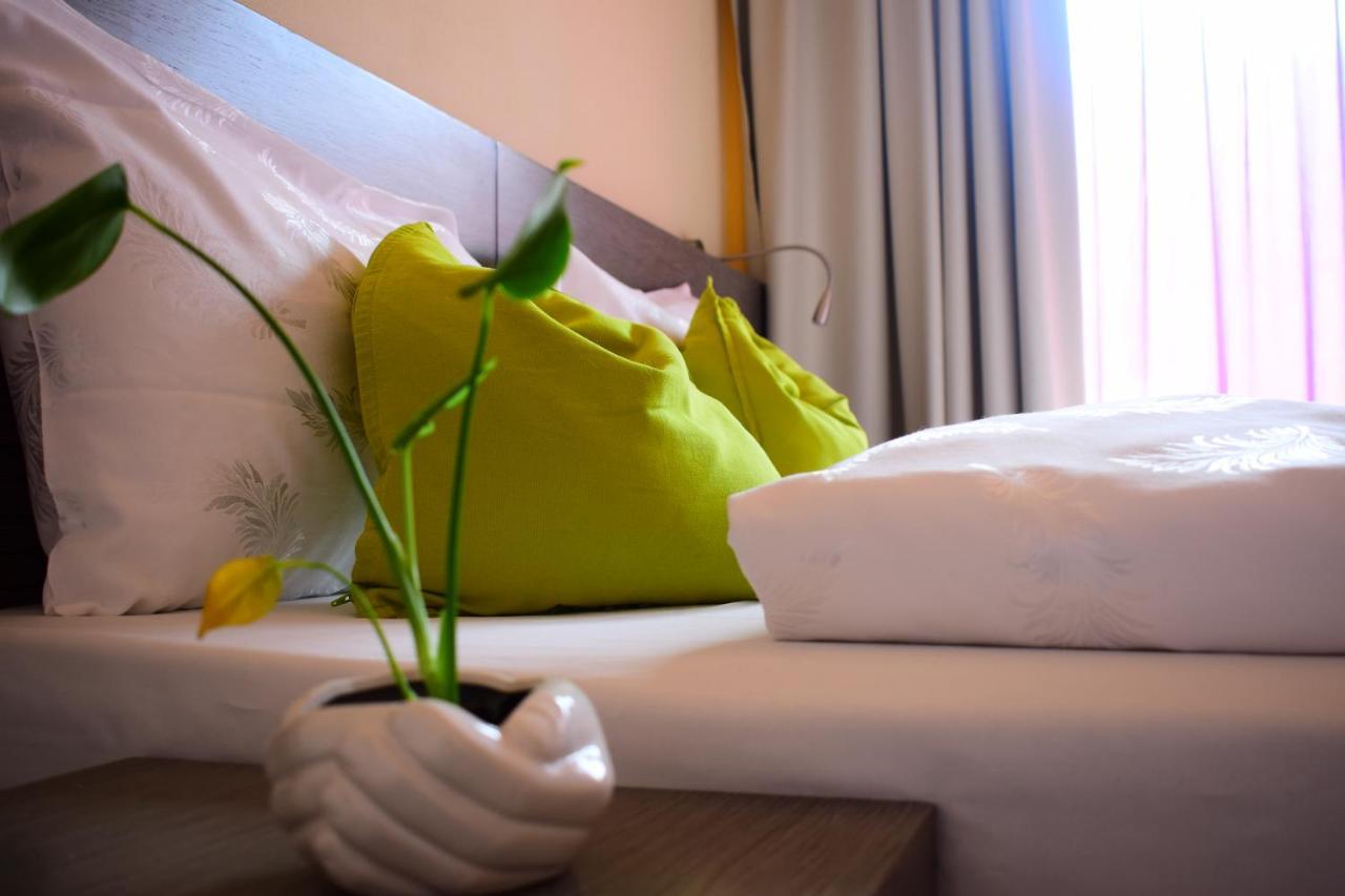 Hotel Kube فولاريا المظهر الخارجي الصورة
