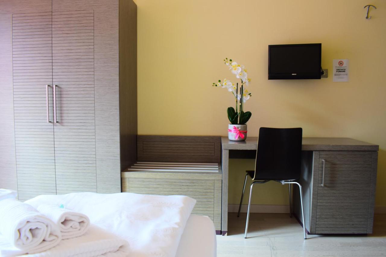 Hotel Kube فولاريا المظهر الخارجي الصورة