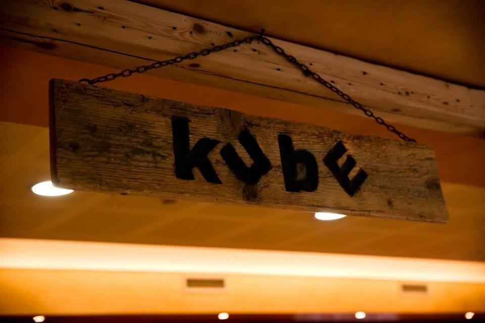 Hotel Kube فولاريا المظهر الخارجي الصورة